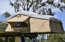 tents-and-awnings/CE80-3902_deluxe-roof-top-tent_cover